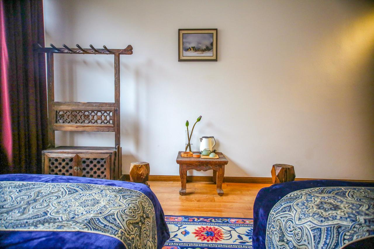 Energy Space Healing Inn Шангри-Ла Экстерьер фото