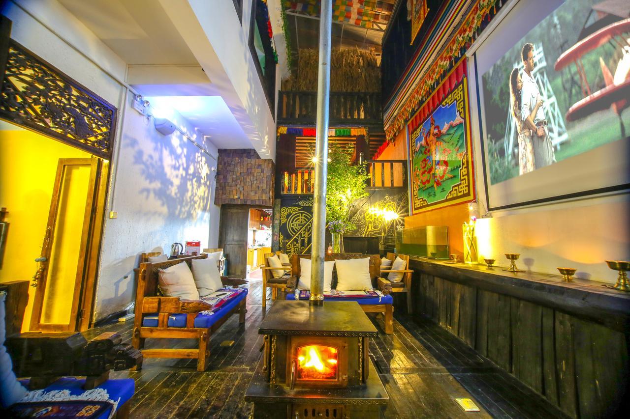 Energy Space Healing Inn Шангри-Ла Экстерьер фото